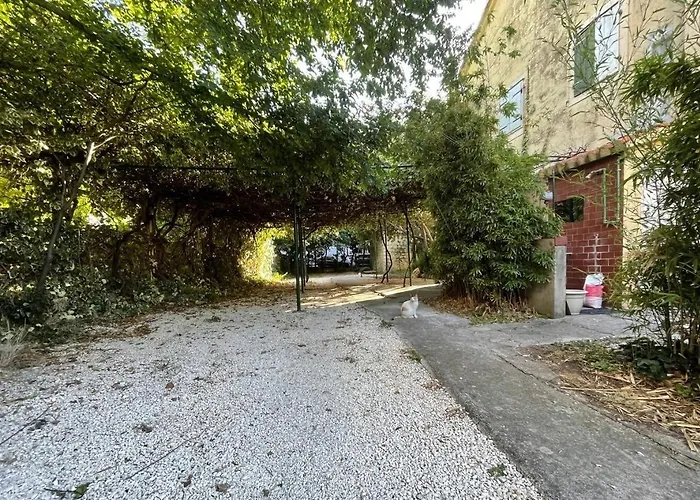 With Parking Space - 23914 Апартаменты *